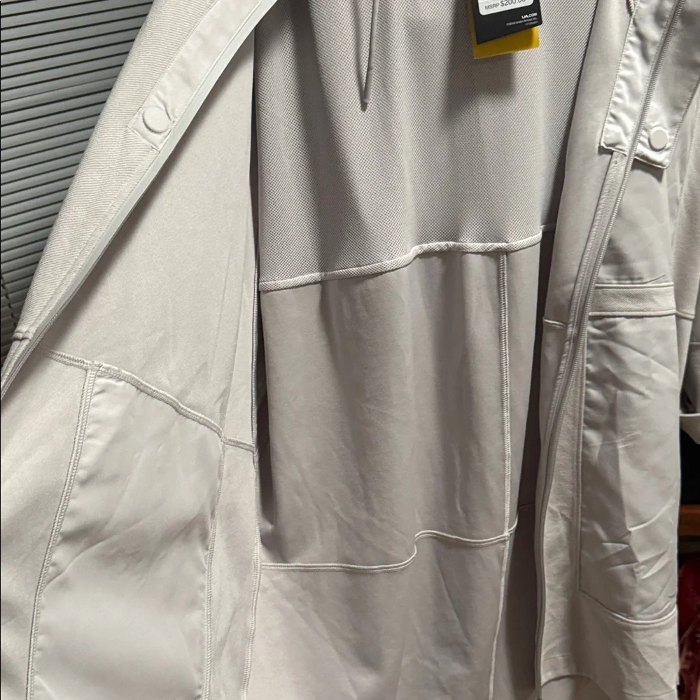 Under Armour Generation Hooded Poncho size Large - Picture 8 of 12